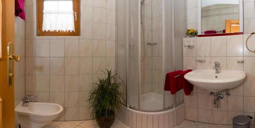 KREUZHOF Seefeld Seefeld in Tirol Zimmer foto