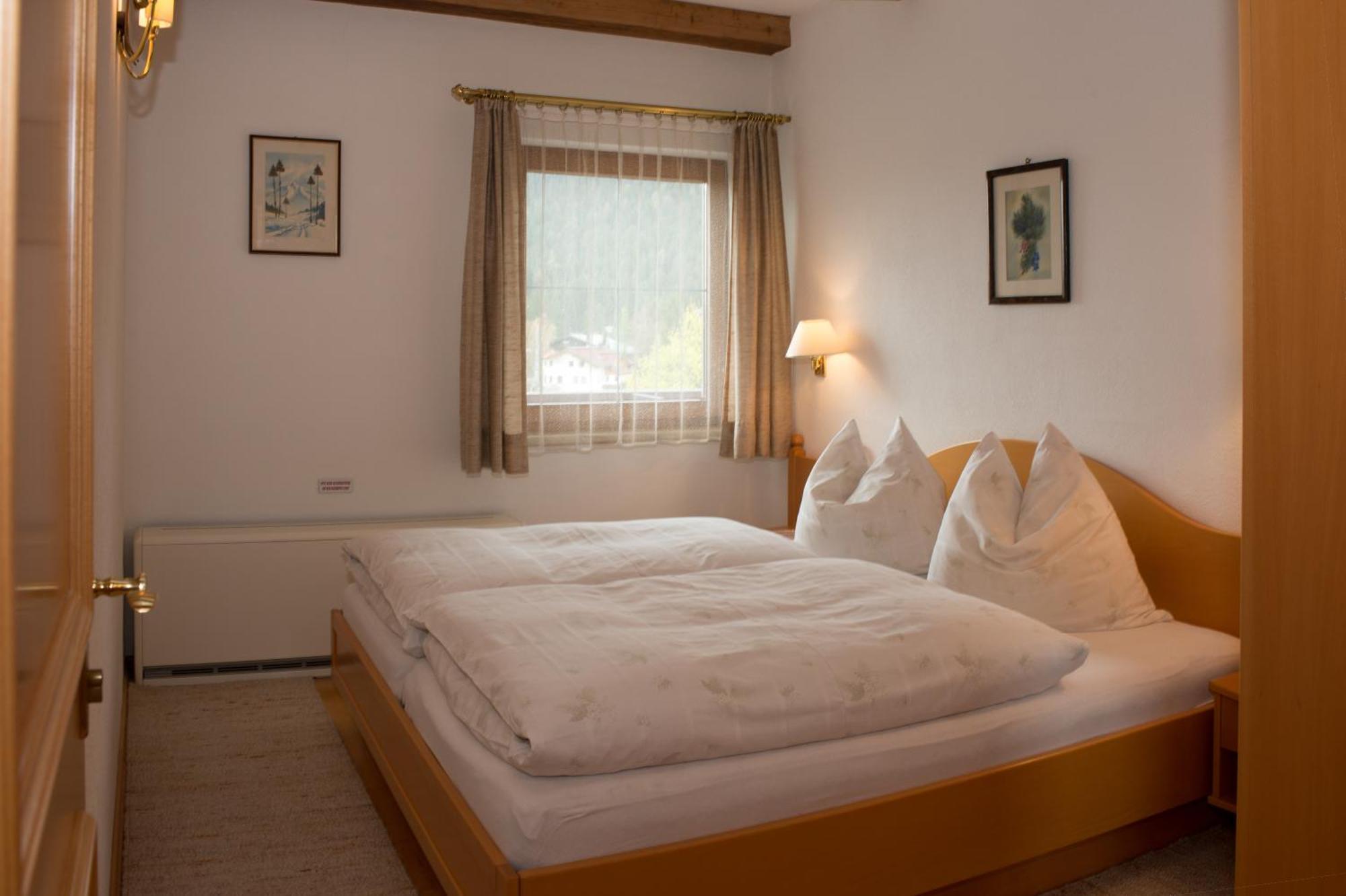 KREUZHOF Seefeld Seefeld in Tirol Zimmer foto